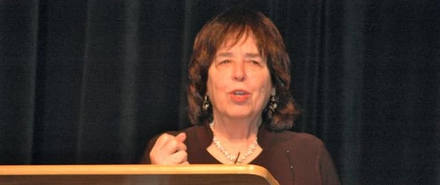 Grand Master Jane Yolen on Why It's Important to Just 'Write the Damn Book'