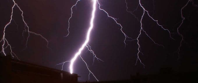 Watch What Happens When Lightning Misses the Earth
