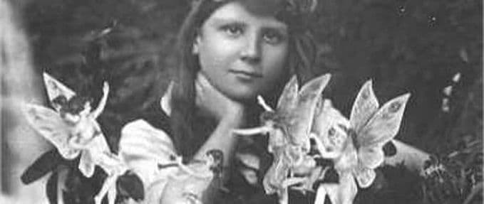 Cottingley fairy picture